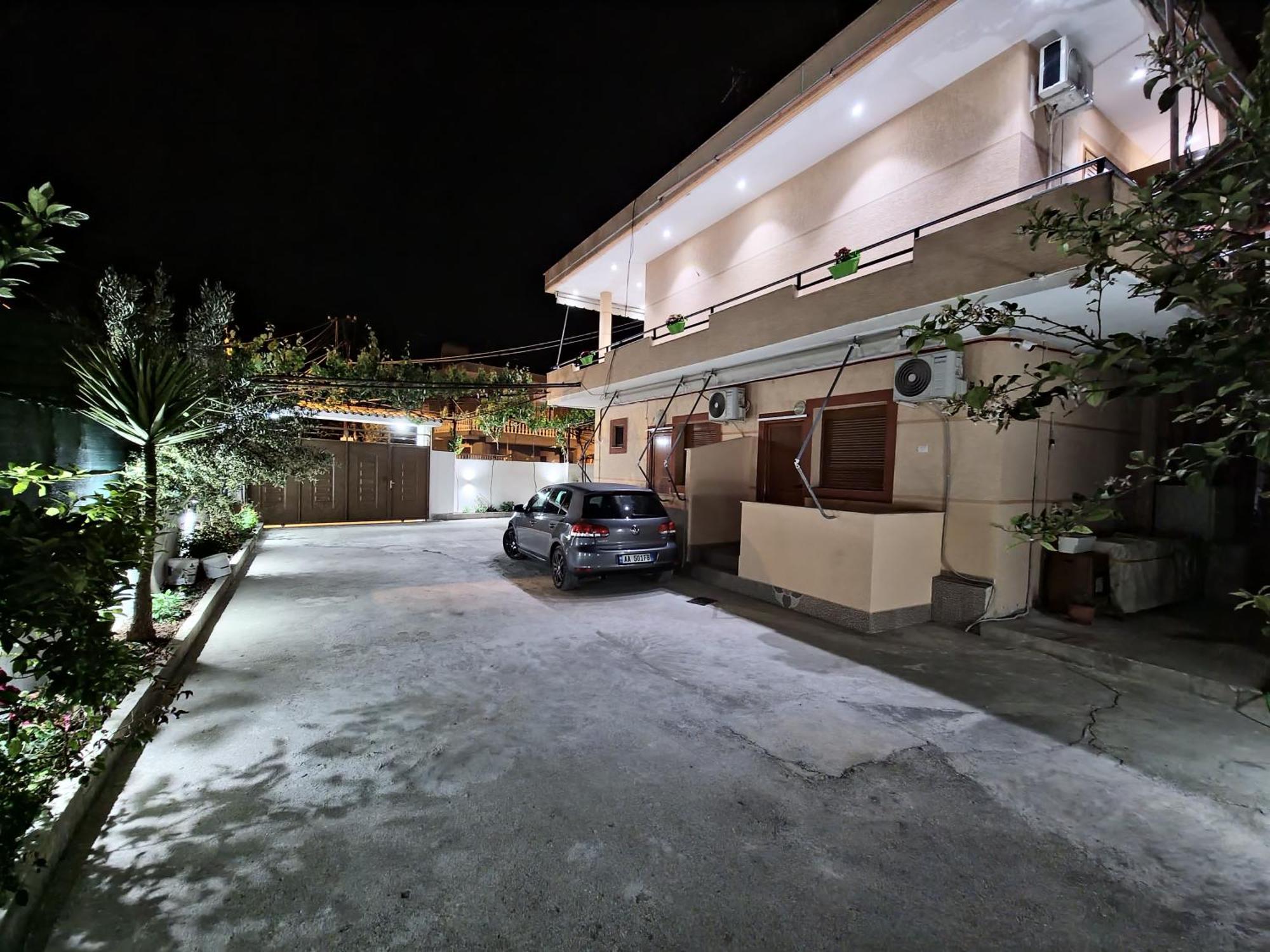 Vila Feliz - Premium Rooms With Free Private Parking Vlorë Exteriér fotografie