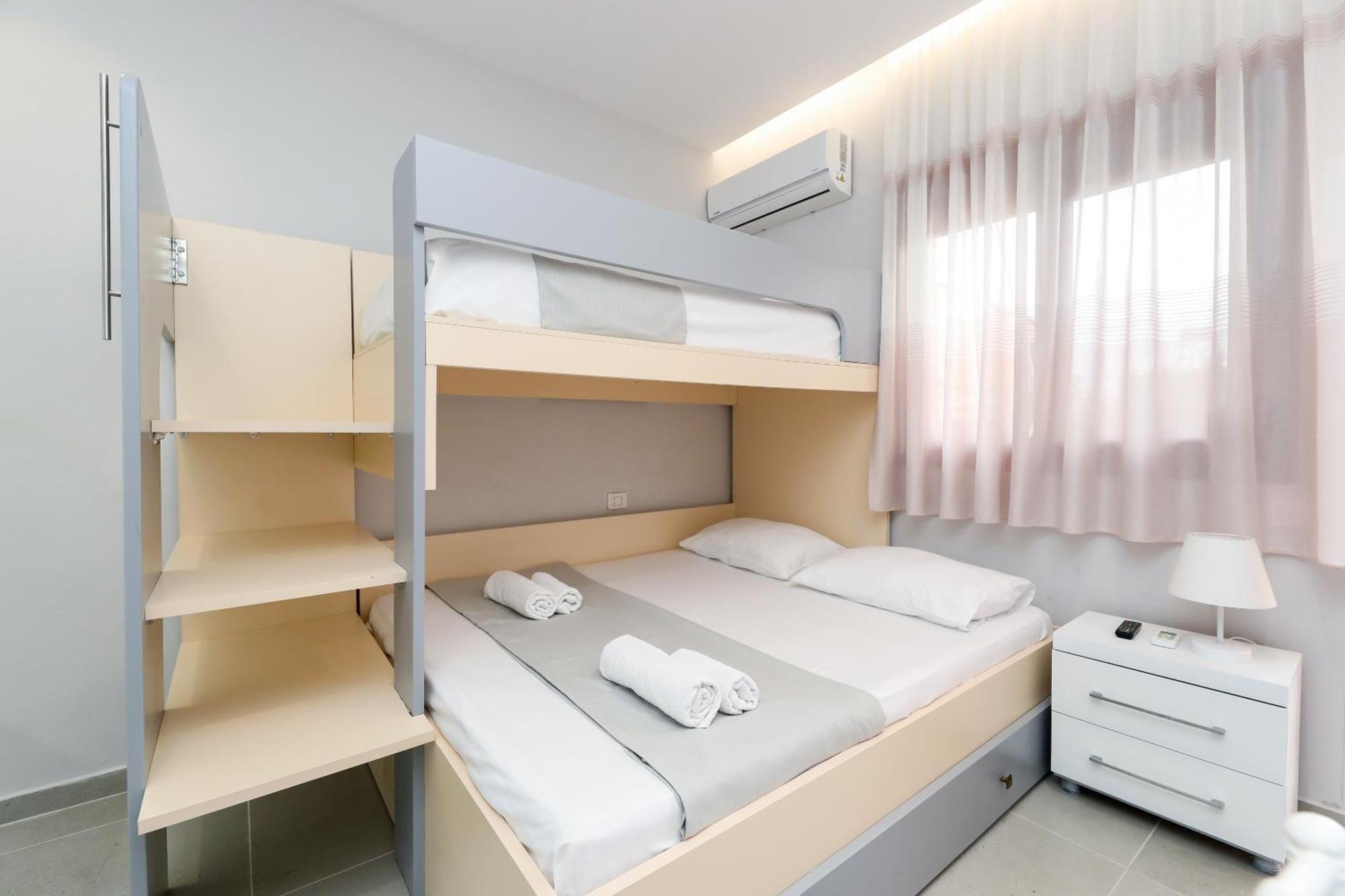 Vila Feliz - Premium Rooms With Free Private Parking Vlorë Exteriér fotografie