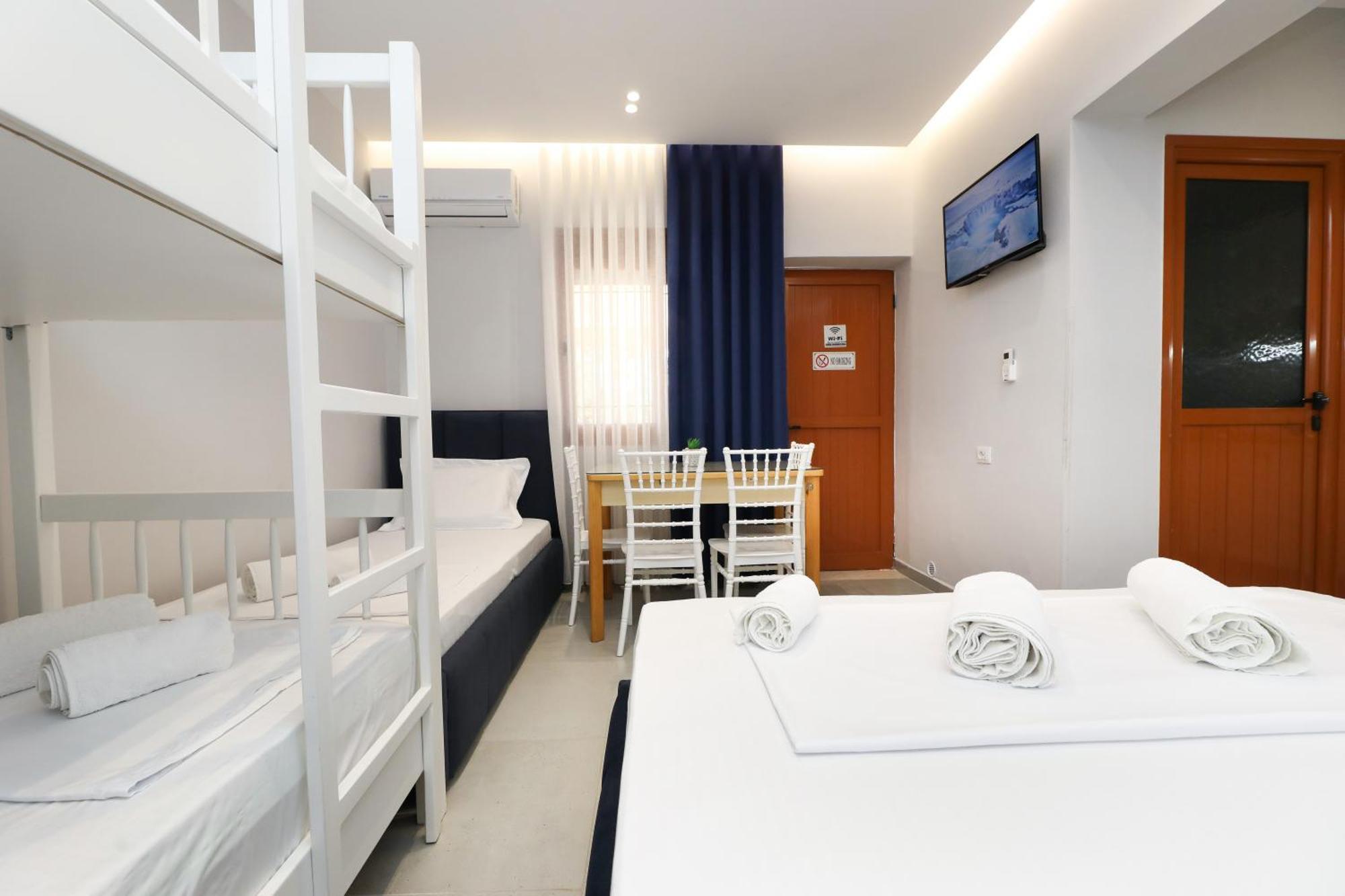 Vila Feliz - Premium Rooms With Free Private Parking Vlorë Exteriér fotografie