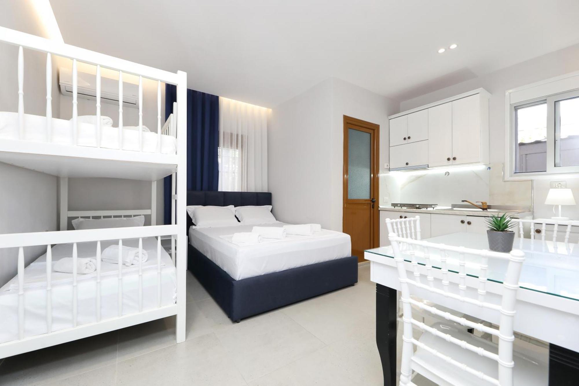 Vila Feliz - Premium Rooms With Free Private Parking Vlorë Exteriér fotografie